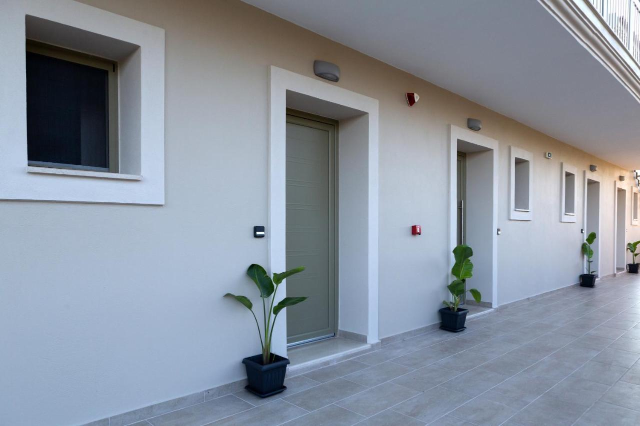 Sky View Suites Kefalonia Vóvikes Exterior foto