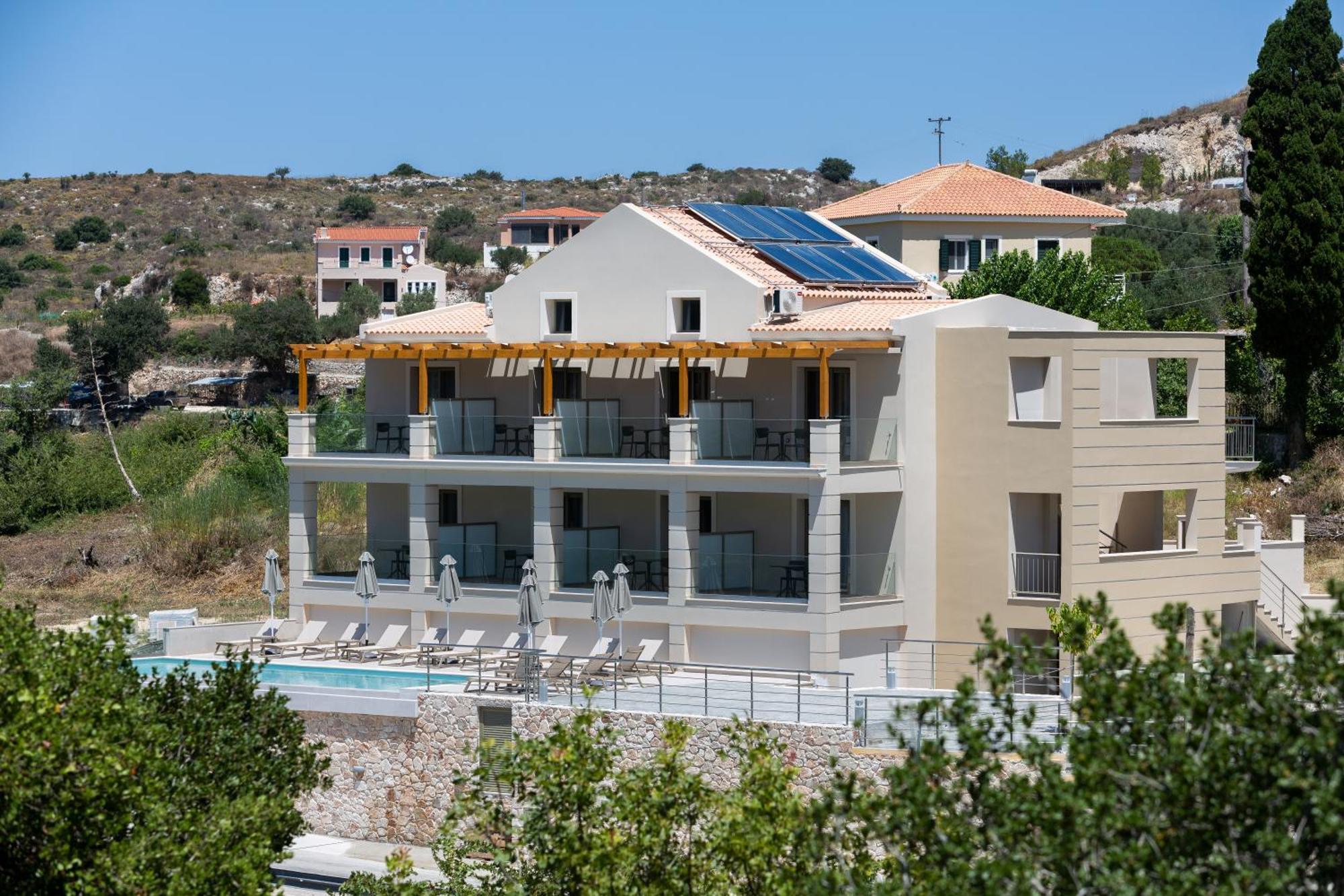 Sky View Suites Kefalonia Vóvikes Exterior foto