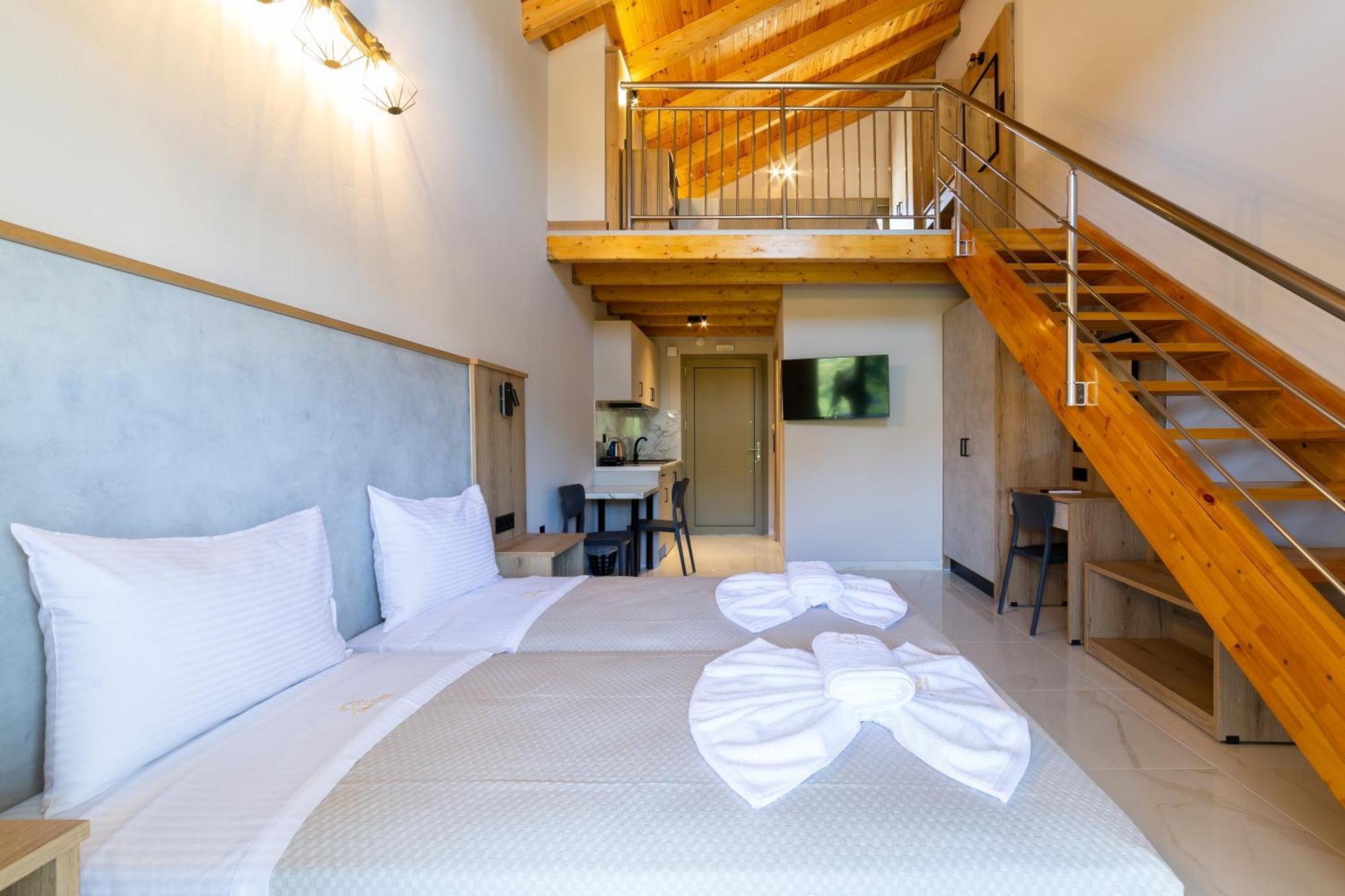 Sky View Suites Kefalonia Vóvikes Exterior foto